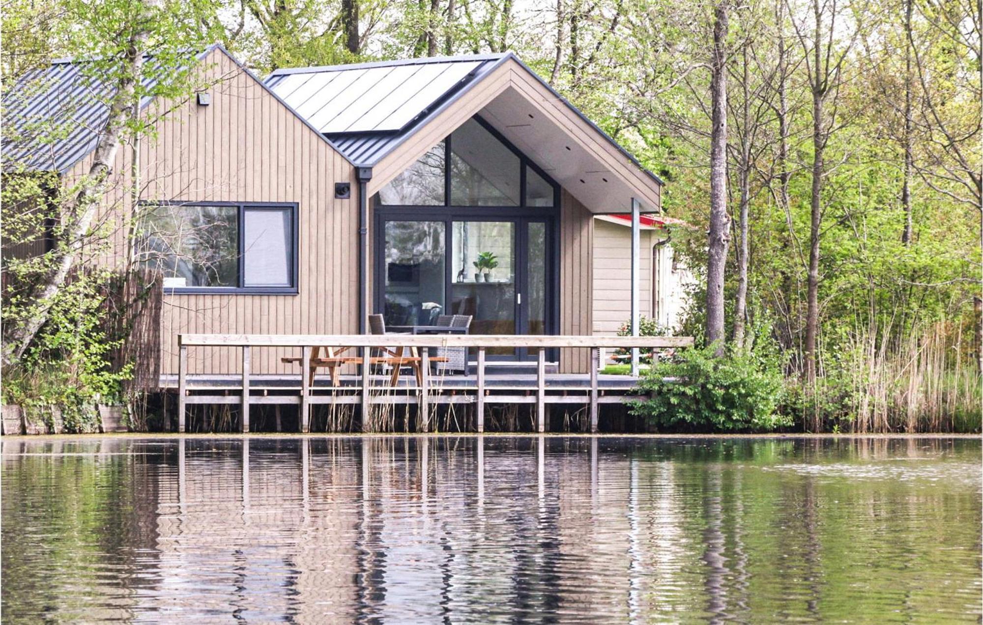 Cozy Home In Oosterwolde With Sauna Ngoại thất bức ảnh