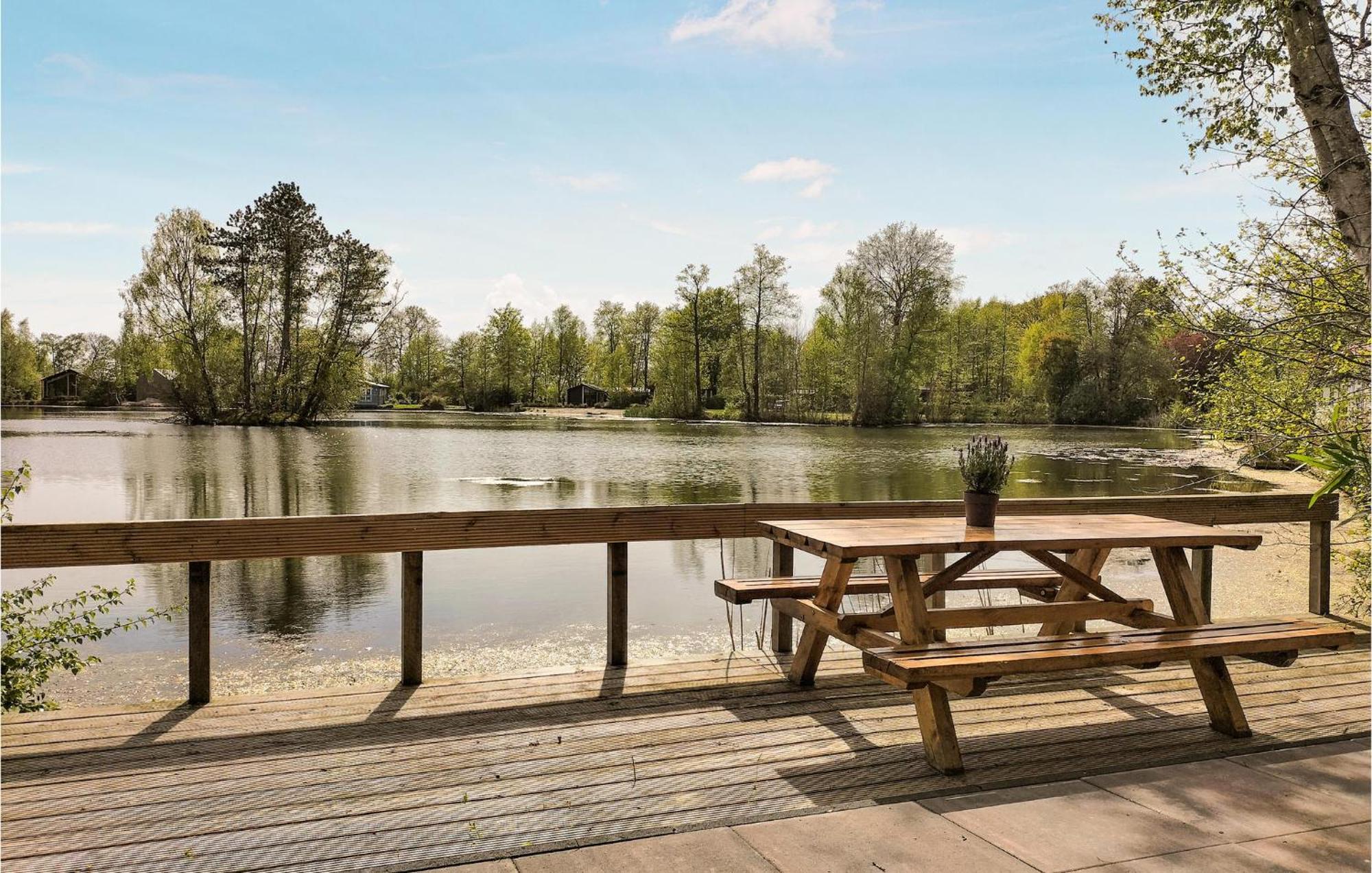 Cozy Home In Oosterwolde With Sauna Ngoại thất bức ảnh